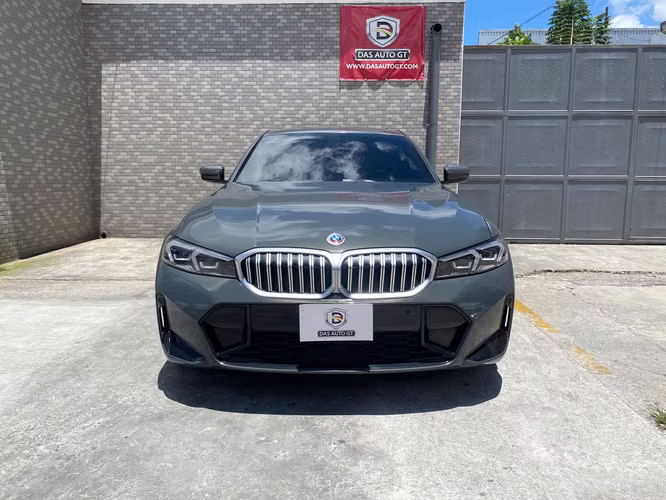 BMW 330e Hybrid de Agencia Modelo 2023