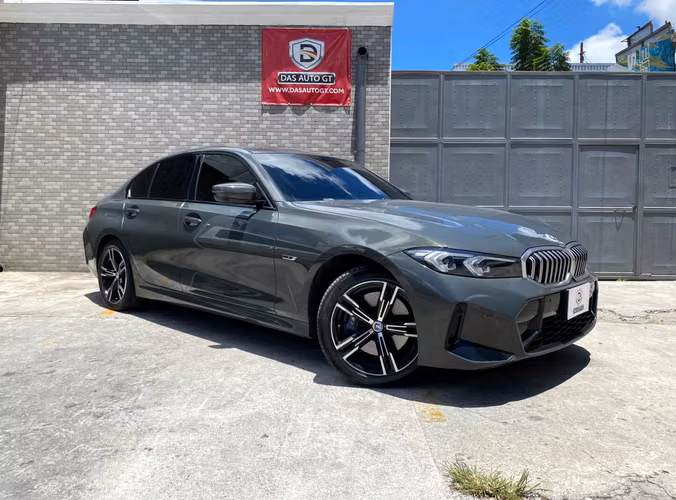 BMW 330e Hybrid de Agencia Modelo 2023