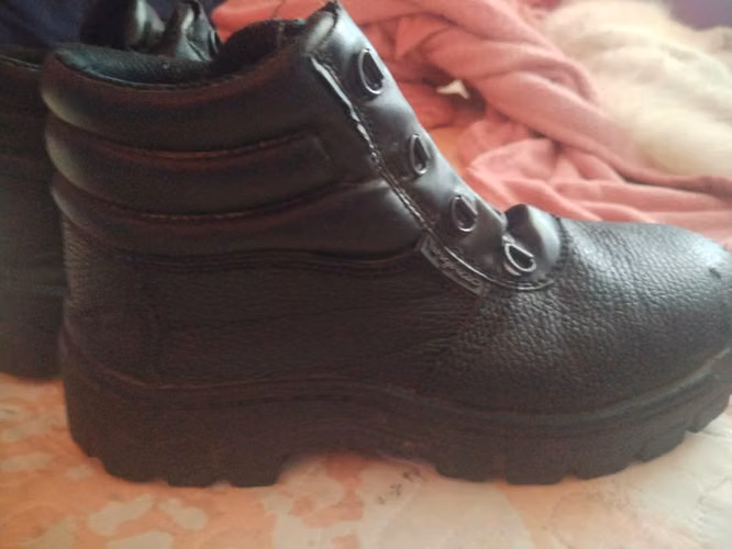 Botas punta de acero