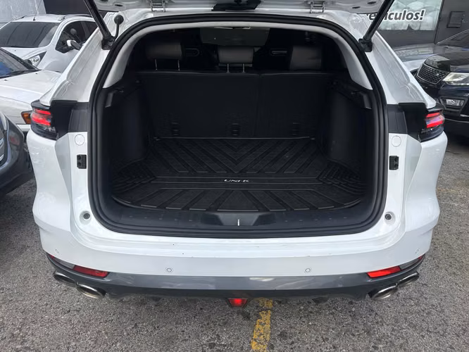 Changan Uni k 2024 de Agencia Automática y Tiptronic