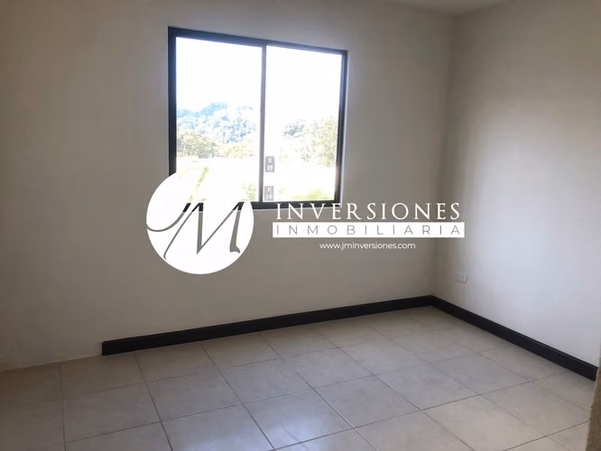Casa en Venta de 3 Dormitorios en Carretera a El Salvador - Imagen 4
