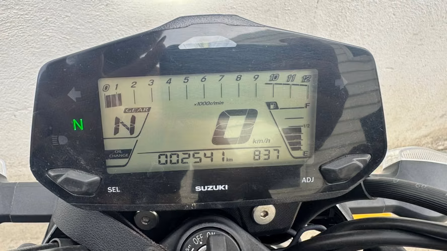 Suzuki Gixxer 155 Modelo 2026 - Prácticamente Nueva