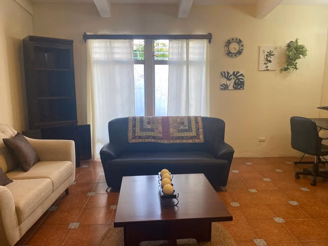 APARTAMENTO AMUEBLADO EN RENTA EN ZONA 9 CERCA A PLAZUELA ESPAÑA - Imagen 2