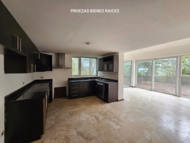 Km 10.5, Carretera a El Salvador, Vistalvalle, casa en venta.