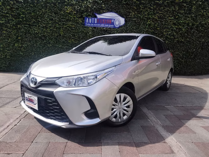 Toyota Yaris de agencia  Modelo 2022