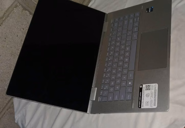 Laptop hp envy x BANG OLUFSEN - Imagen 3