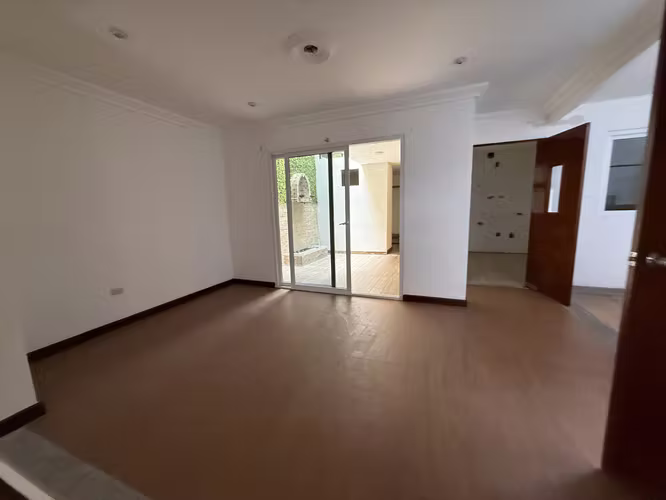 Vendo casa en Carretera a El Salvador Km. 16.5 ARRAZOLA REMATE BANCARIO!! - Imagen 12
