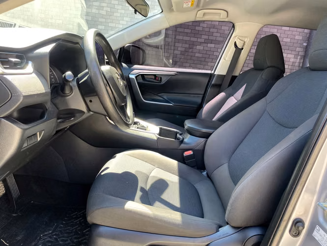 Toyota Rav4 de Agencia Modelo 2023 - Imagen 12