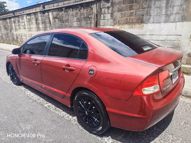  Vendo Honda cicic lx 2009 automático 