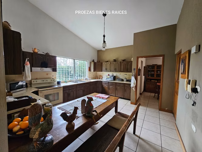 Km 12.7, El Socorro, Carretera a El Salvador, casa en venta