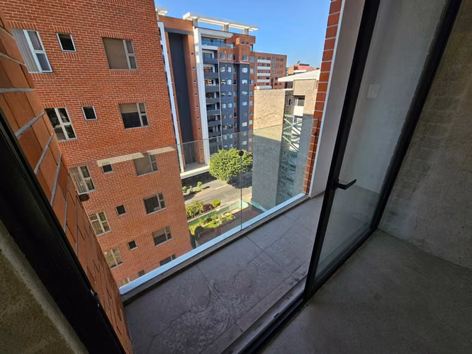 Clinica en venta en zona 14, Prospere, edificio frente a hospital la paz - Imagen 4