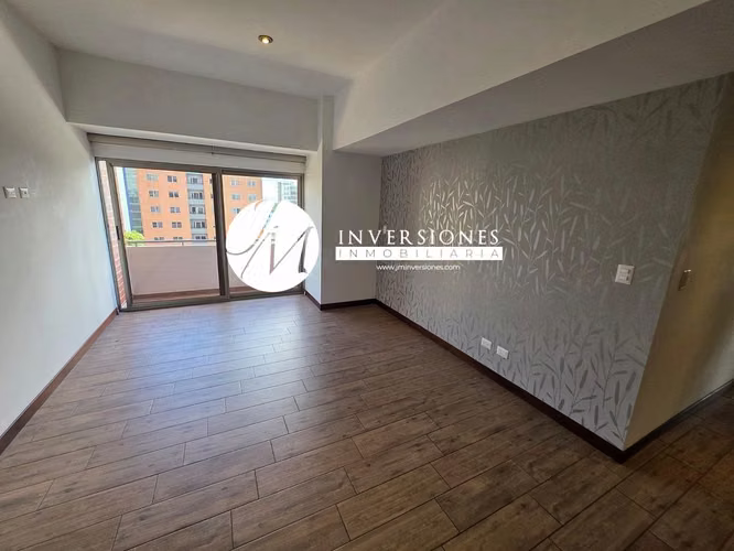 Apartamento en Renta de 3 dormitorios en zona 10 - Imagen 3