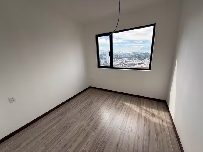 Venta de Apartamento en Zona 10 – Cerca de Diagonal 6, Edificio Nuevo - Imagen 8