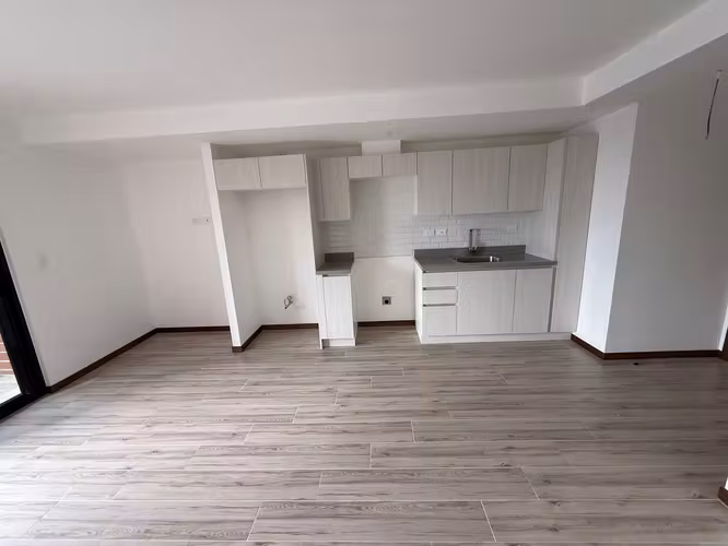 Venta de Apartamento en Zona 10 – Cerca de Diagonal 6, Edificio Nuevo - Imagen 10