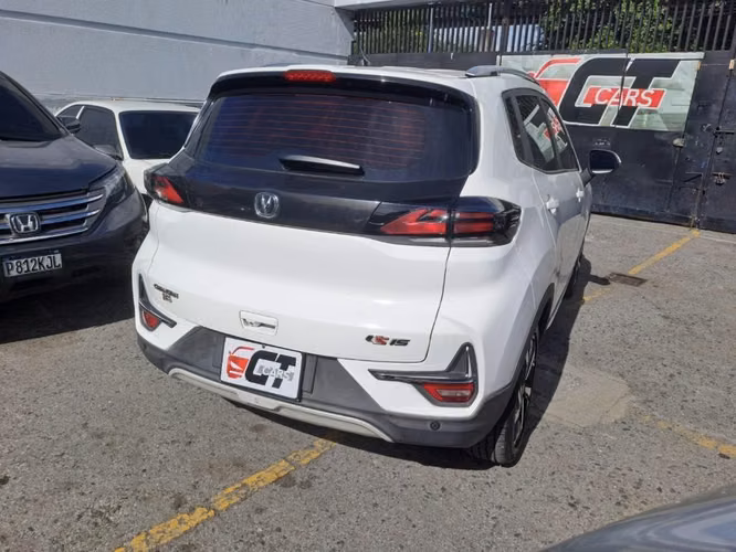 Changan Cs15 2022 de Agencia Automático y Tiptronic