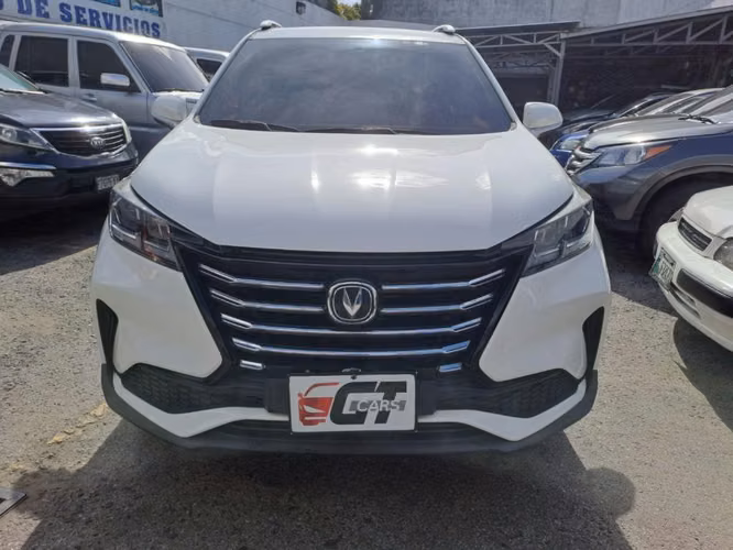 Changan Cs15 2022 de Agencia Automático y Tiptronic