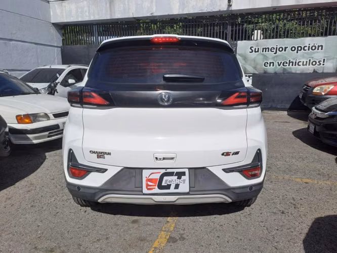 Changan Cs15 2022 de Agencia Automático y Tiptronic
