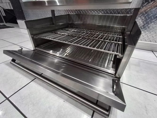 Parrilla elevadiza full Inox Tipo Argentina para carbon y leña