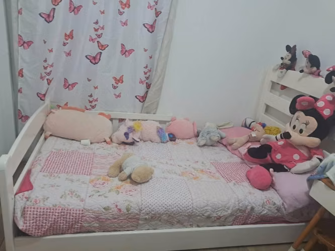 Camita para nena montessoi