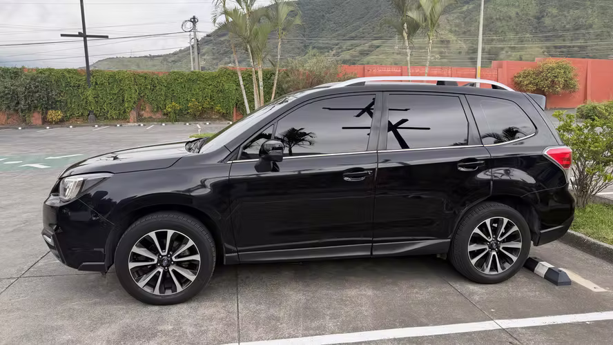 SUBARU FORESTER AWD 2018