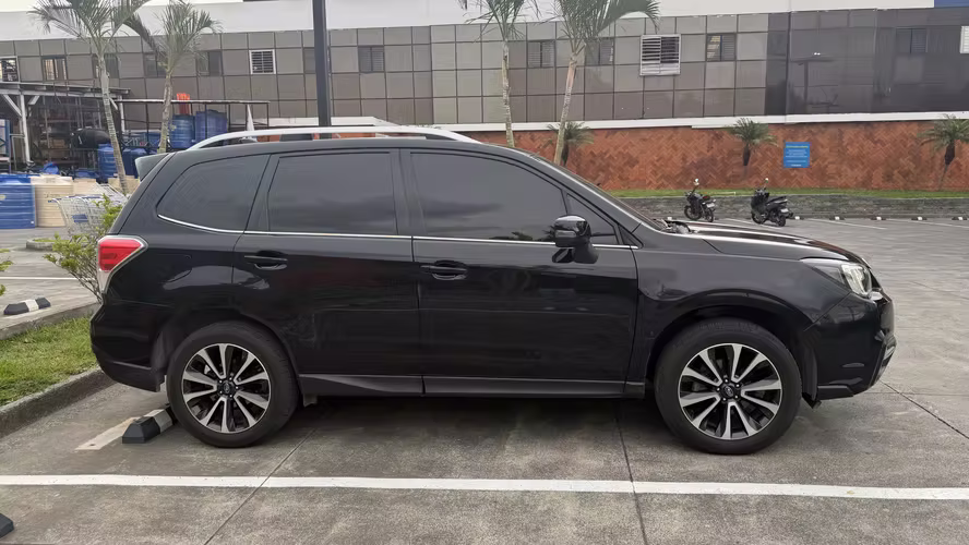 SUBARU FORESTER AWD 2018