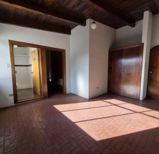 Apartamento tipo townhouse en renta zona 15. - Imagen 15