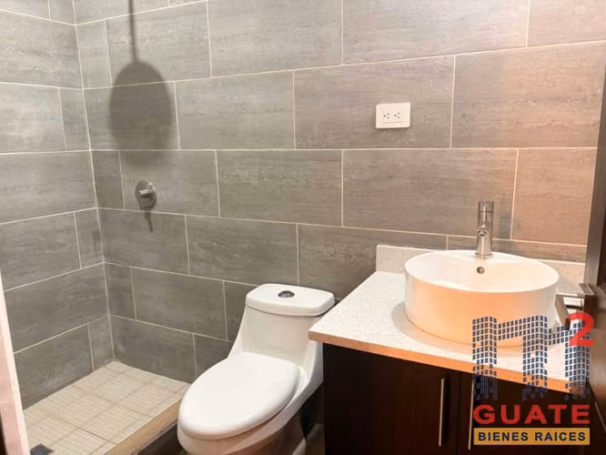 Casa tipo Townhouse en Renta, Antigua Guatemala  (R10383) - Imagen 9