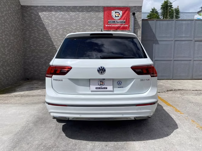 Volkswagen Tiguan 250 TSi de Agencia Modelo 2021