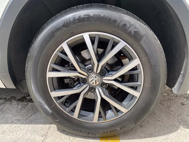 Volkswagen Tiguan 250 TSi de Agencia Modelo 2021