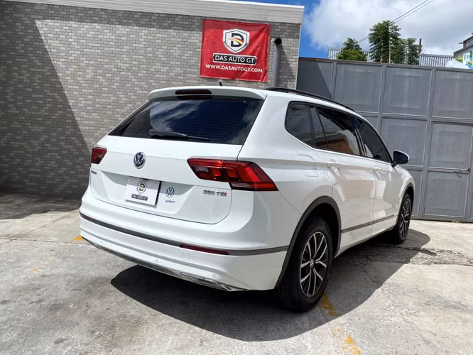 Volkswagen Tiguan 250 TSi de Agencia Modelo 2021