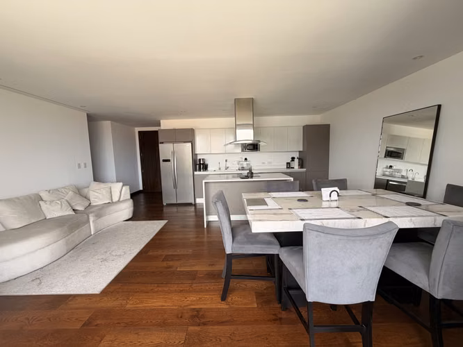 APARTAMENTO EN RENTA CON VISTA A LOS VOLCANES EN ZONA 10 VASANTA