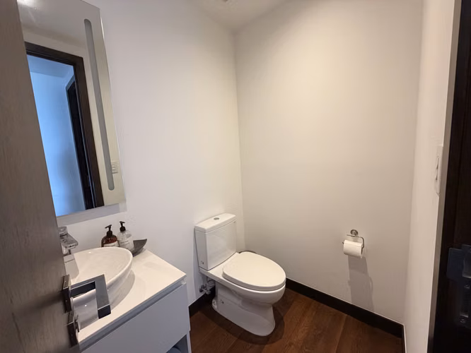 APARTAMENTO EN RENTA CON VISTA A LOS VOLCANES EN ZONA 10 VASANTA