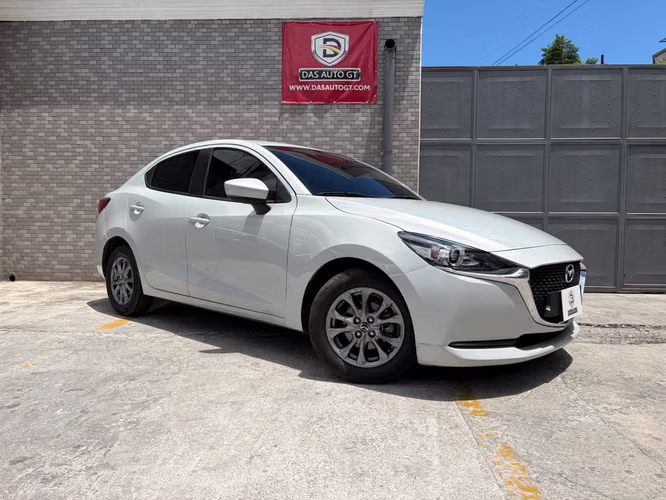 Mazda 2 de Agencia Modelo 2024