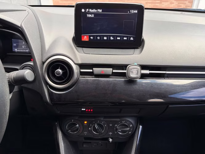 Mazda 2 de Agencia Modelo 2024