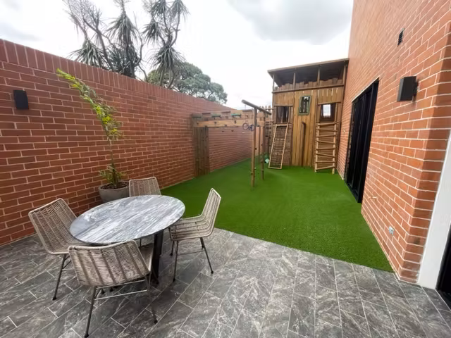 Rento apartamento en Zona 10 EDIFICIO DE LUJO CERCA DE FONTABELLA - Imagen 8