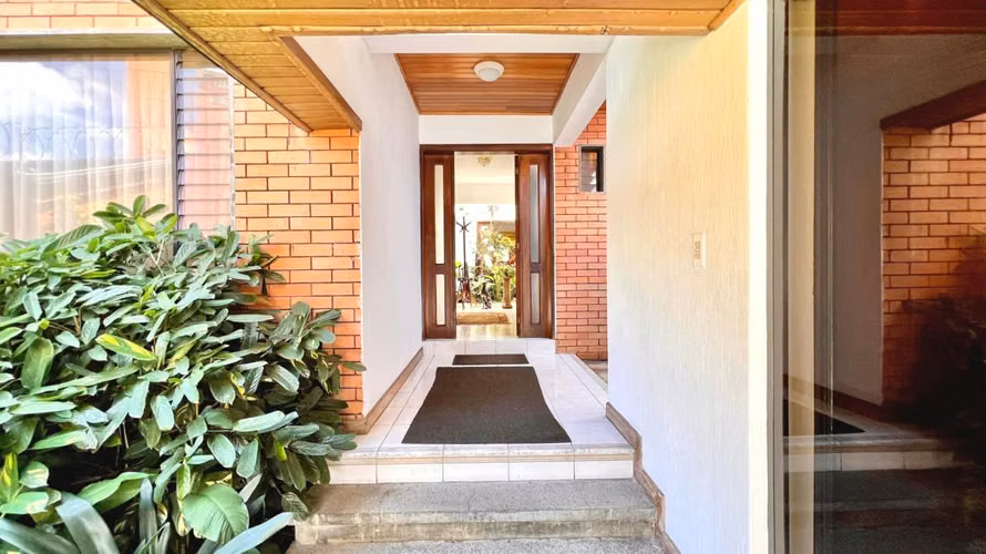 CASA EN VENTA ÁREA RESIDENCIAL - FUERA DE GARITA - SAN LÁZARO ZONA 15