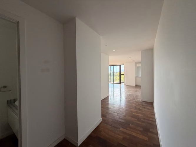 LUJOSO Y AMPLIO APARTAMENTO EN RENTA ZONA 10 LUCCA | CON O SIN MUEBLES PV