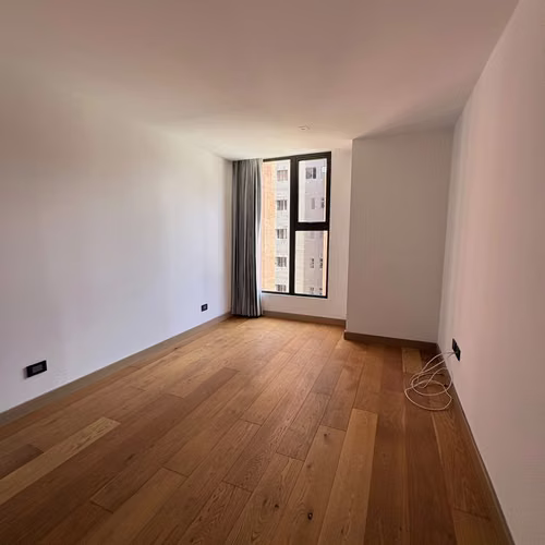 APARTAMENTO EN ALQUILER – EDIFICIO TORRE VERTIC, ZONA 14 | BALCON | HAB DE SERVICIO PV - Imagen 9