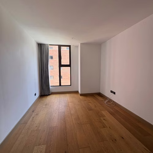 APARTAMENTO EN ALQUILER – EDIFICIO TORRE VERTIC, ZONA 14 | BALCON | HAB DE SERVICIO PV - Imagen 8