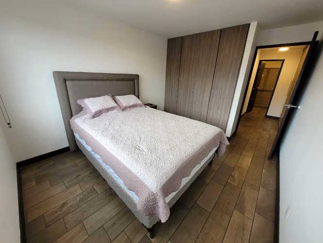 ALQUILO APARTAMENTO AMUEBLADO VERONA ZONA 10 - Imagen 10