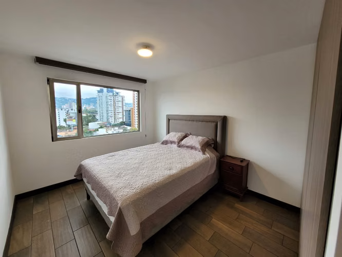 ALQUILO APARTAMENTO AMUEBLADO VERONA ZONA 10 - Imagen 12