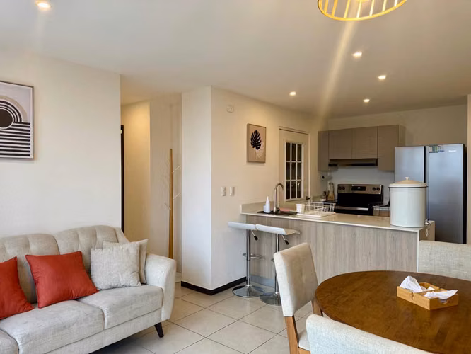 APARTAMENTO AMUEBLADO EN RENTA EN ZONA 11, PARQUE SAN JORGE