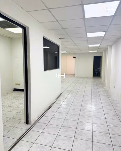 CASA EN RENTA EN ZONA 6  DE 2 NIVELES, FUERA DE GARITA - Imagen 3