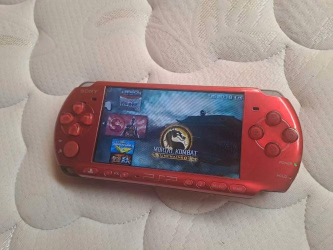 PSP Rojo Chipeado