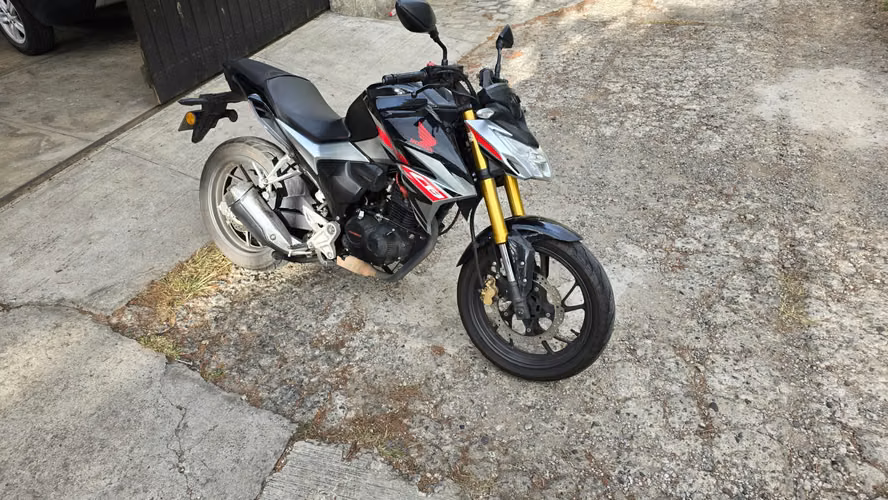 Honda CB190R 2022