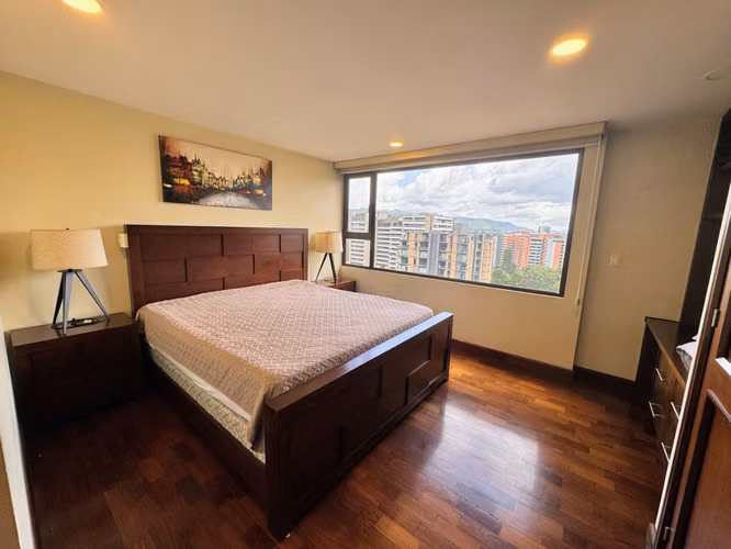 ESPECTACULAR APARTAMENTO AMUEBLADO EN RENTA ZONA 10