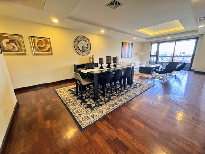 ESPECTACULAR APARTAMENTO AMUEBLADO EN RENTA ZONA 10