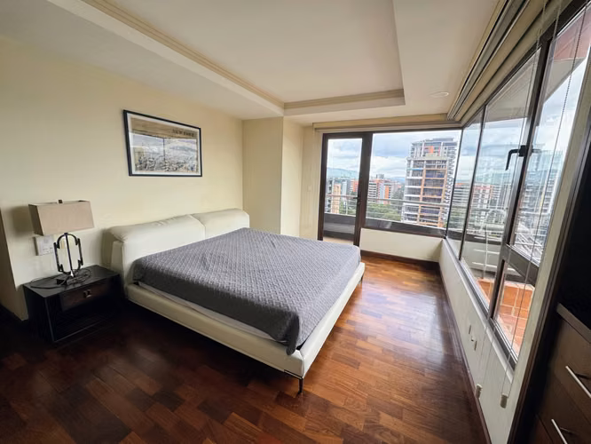 ESPECTACULAR APARTAMENTO AMUEBLADO EN RENTA ZONA 10