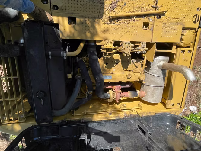 Vendo Excavadora CAT