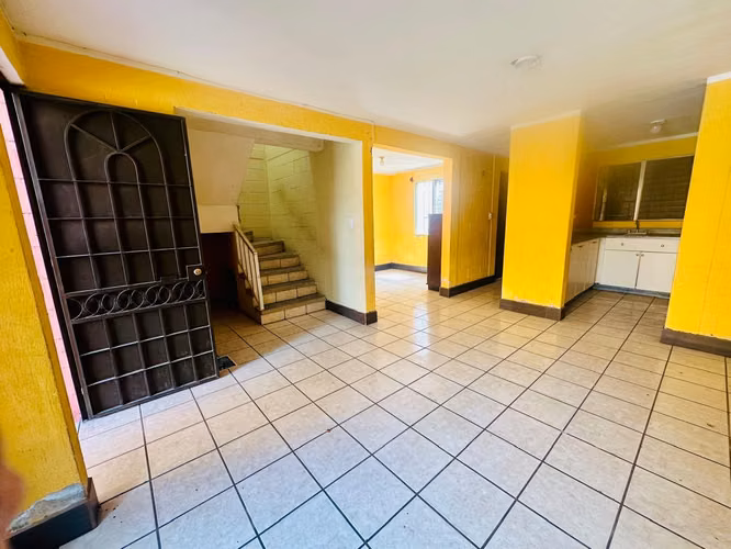 CASA EN VENTA EN PRADOS DEL TABACAL VILLA NUEVA